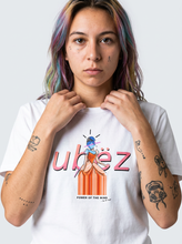 Load image into Gallery viewer, PRINCESS EA$Y // WOMENS PREMIUM TEE

